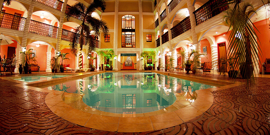 marco vincent resort pool