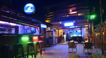 marco vincent resort aqua bar